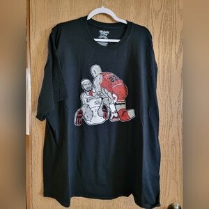 Gildan There Is Only One 23’ Michael Jordan Strangling Lebron James Shirt 3xl